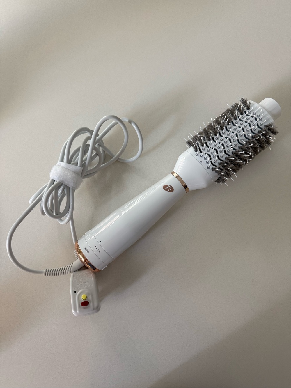 T3 AireBrush One-Step Smoothing and Volumizing Hair Dryer Brush